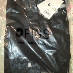 Brand new Kade cargo pants size medium